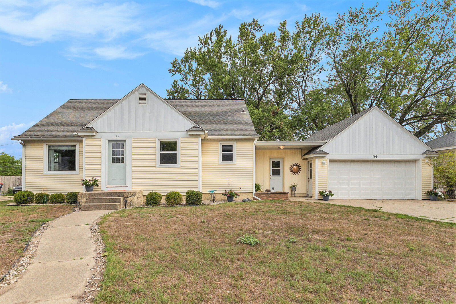 Property Photo: 149 W 32nd Street MI 49423