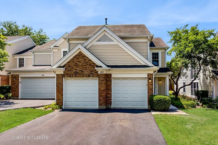 Property Photo: 4850 Prestwick Place IL 60010