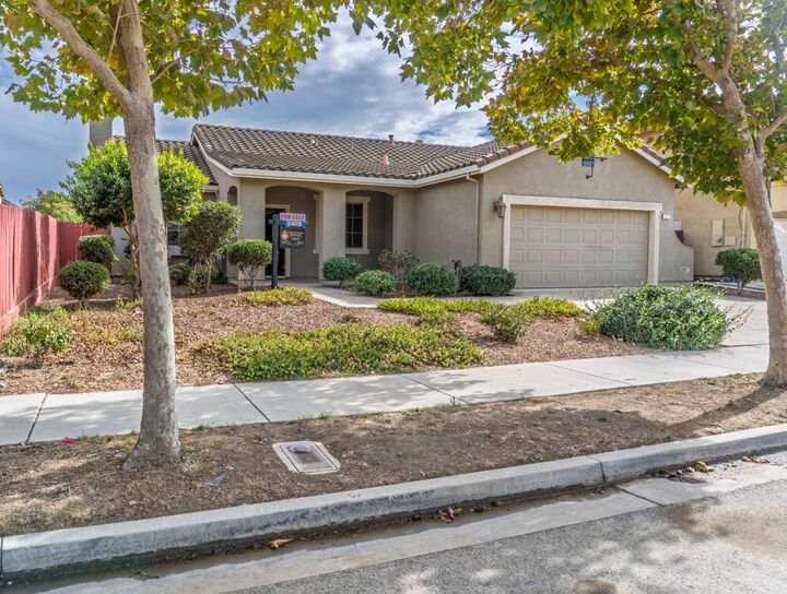 Property Photo:  223 Apple Avenue  CA 93927 