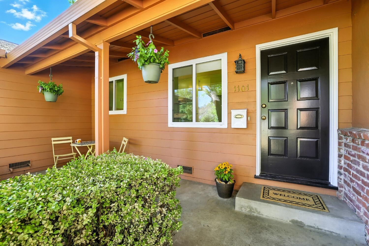 Property Photo: 1101 Castec Drive CA 95864