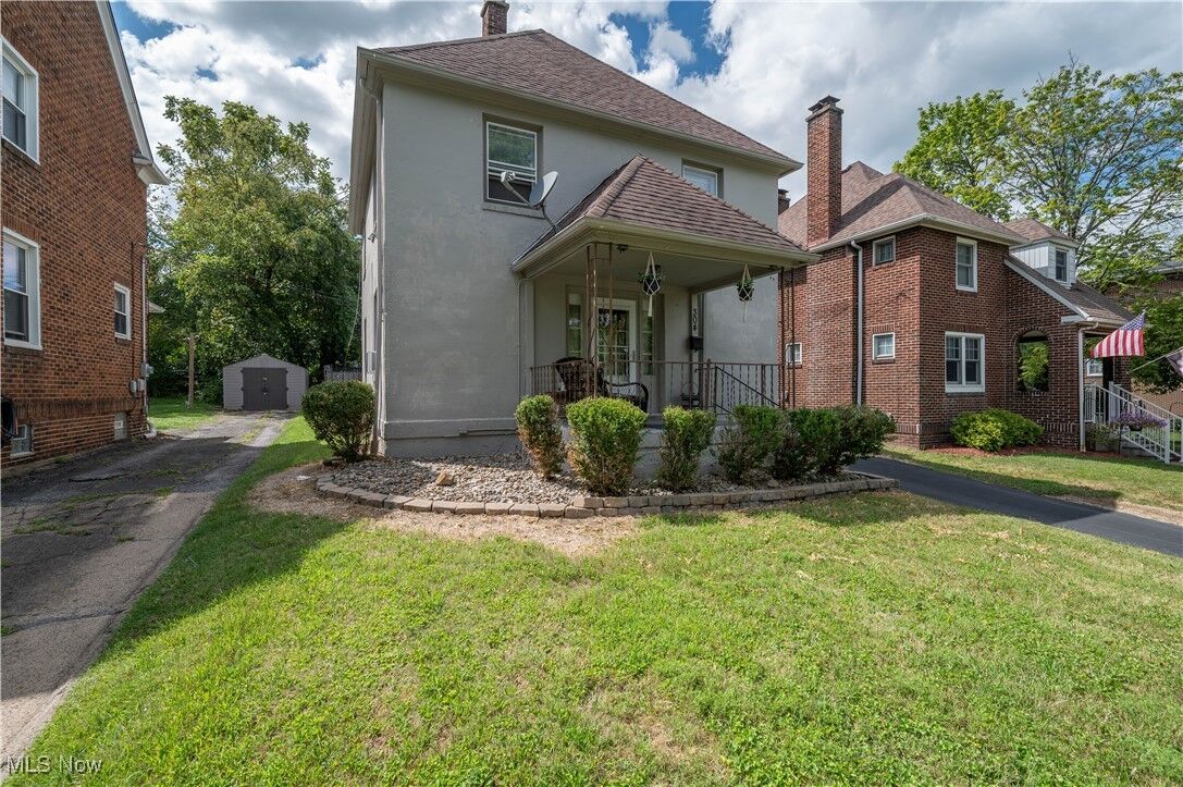 Property Photo: 304 Ohio Avenue OH 44437