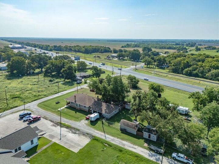 Property Photo:  111 Munns Street  TX 75153 