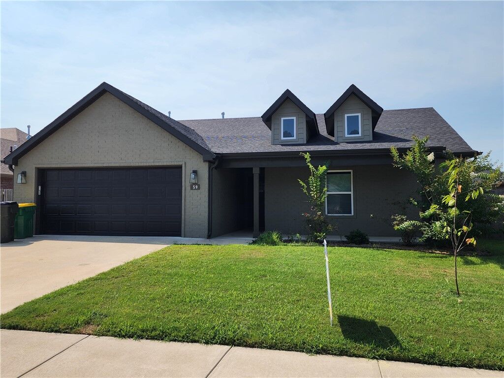 Property Photo: 59 E Loveland Loop AR 72730