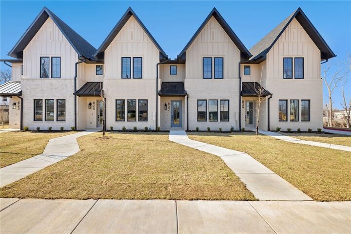 823 NW 14th Street  Bentonville AR 72712 photo
