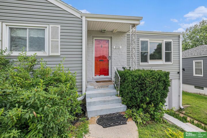 Property Photo: 3721 Kansas Avenue NE 68111
