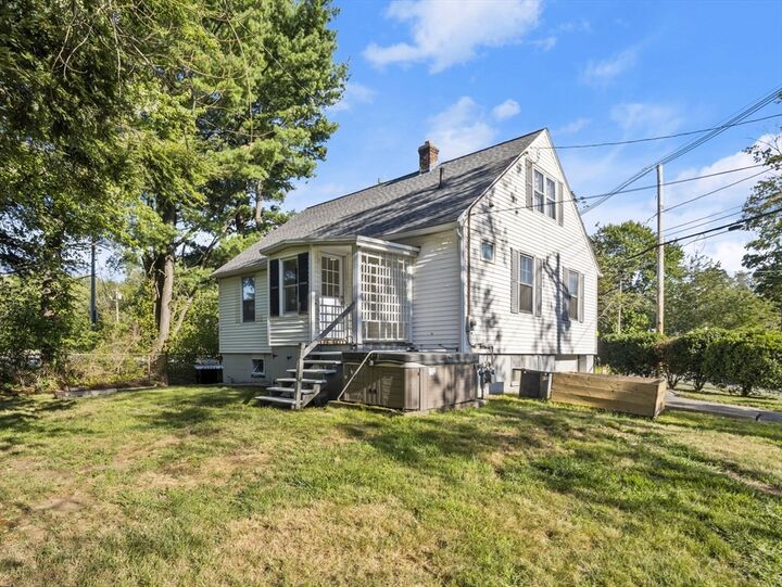125 Phillips Brooks  North Andover MA 01845 photo