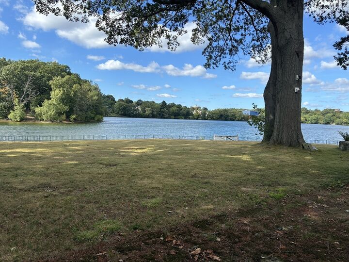 Property Photo:  24 Sheraton Park B  MA 02474 