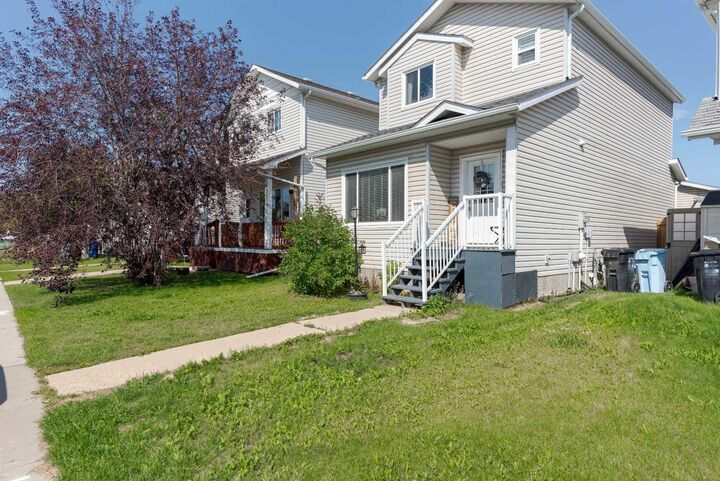 Property Photo:  262 Laffont Way  AB T9K 2R2 