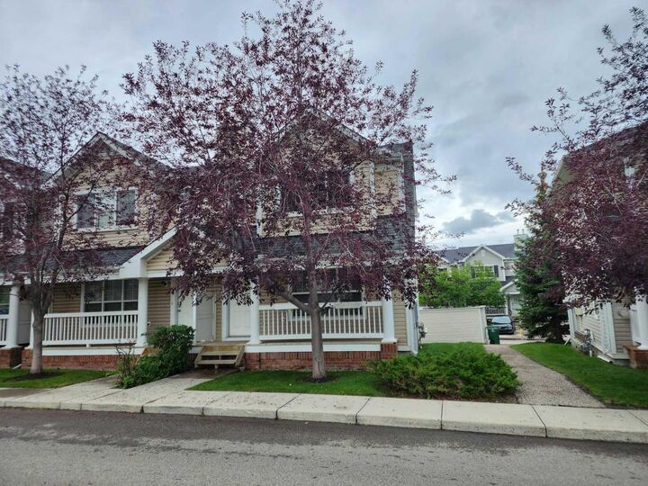 29 Country Village Gate NE  Calgary AB T3K 0E7 photo