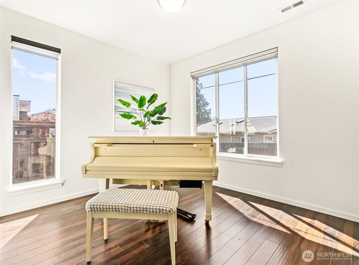 Property Photo:  8026  11th Place SE  WA 98258 