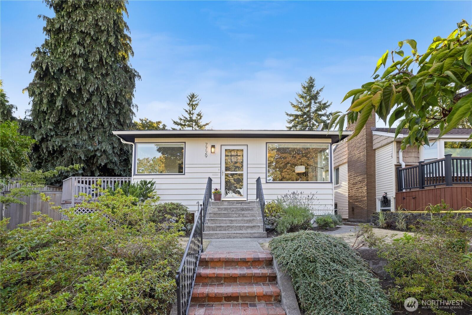 Property Photo: 7729 30th Avenue SW WA 98126