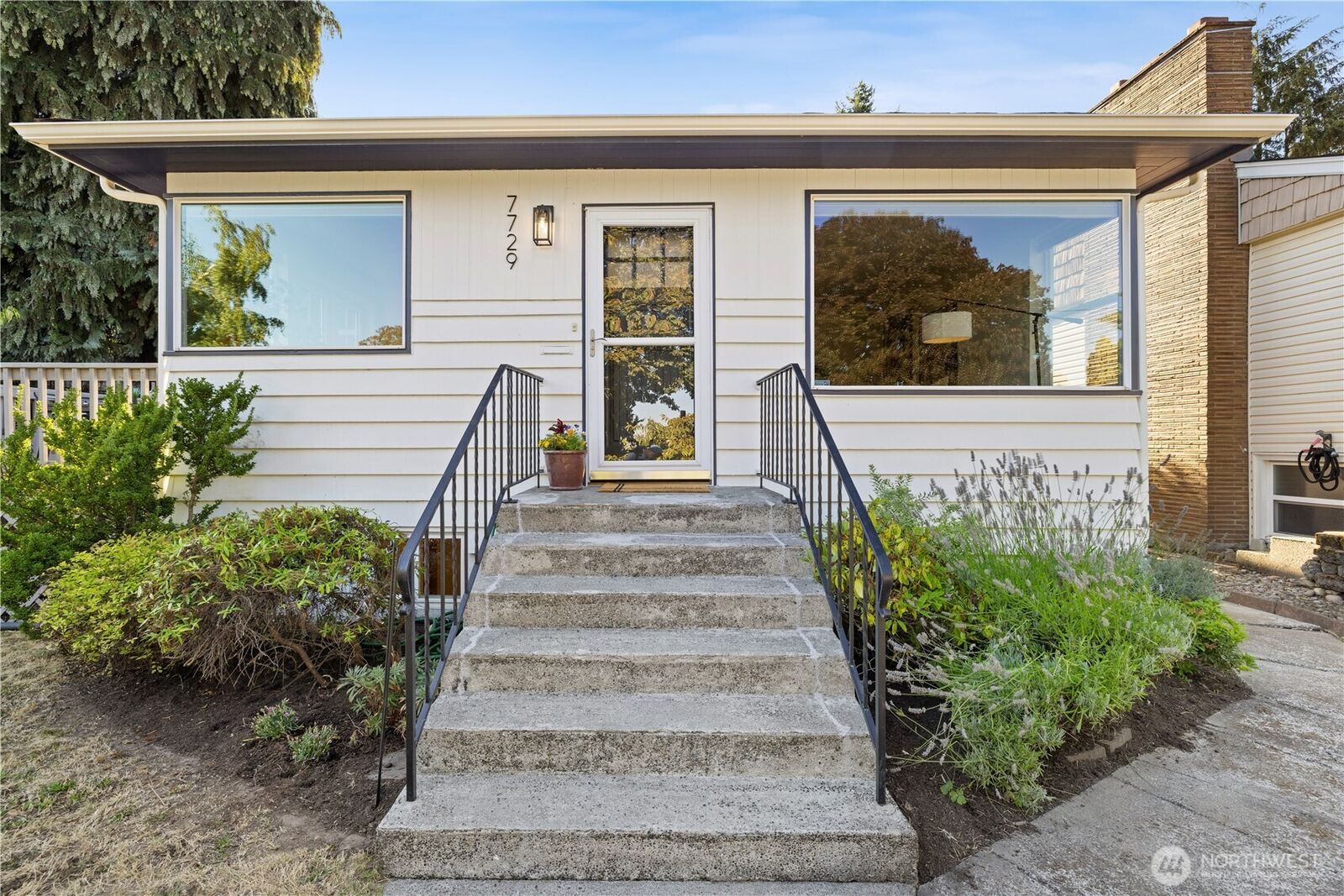 Property Photo: 7729 30th Avenue SW WA 98126