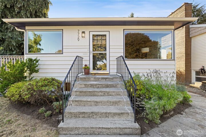 7729  30th Avenue SW  Seattle WA 98126 photo