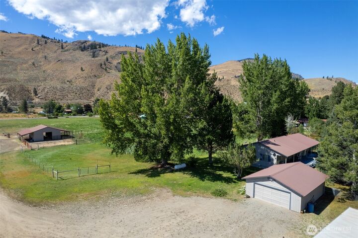 Property Photo: 54 B Ross Road B WA 98856