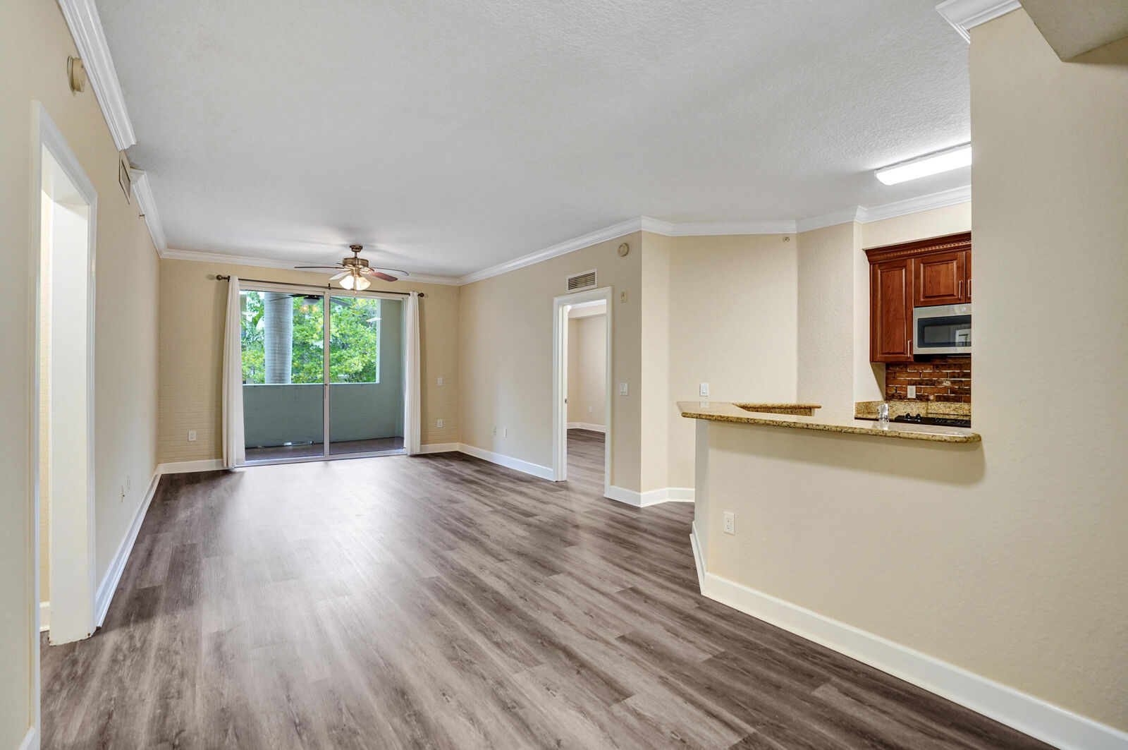 Property Photo: 4 Renaissance 201 Way 201 FL 33426