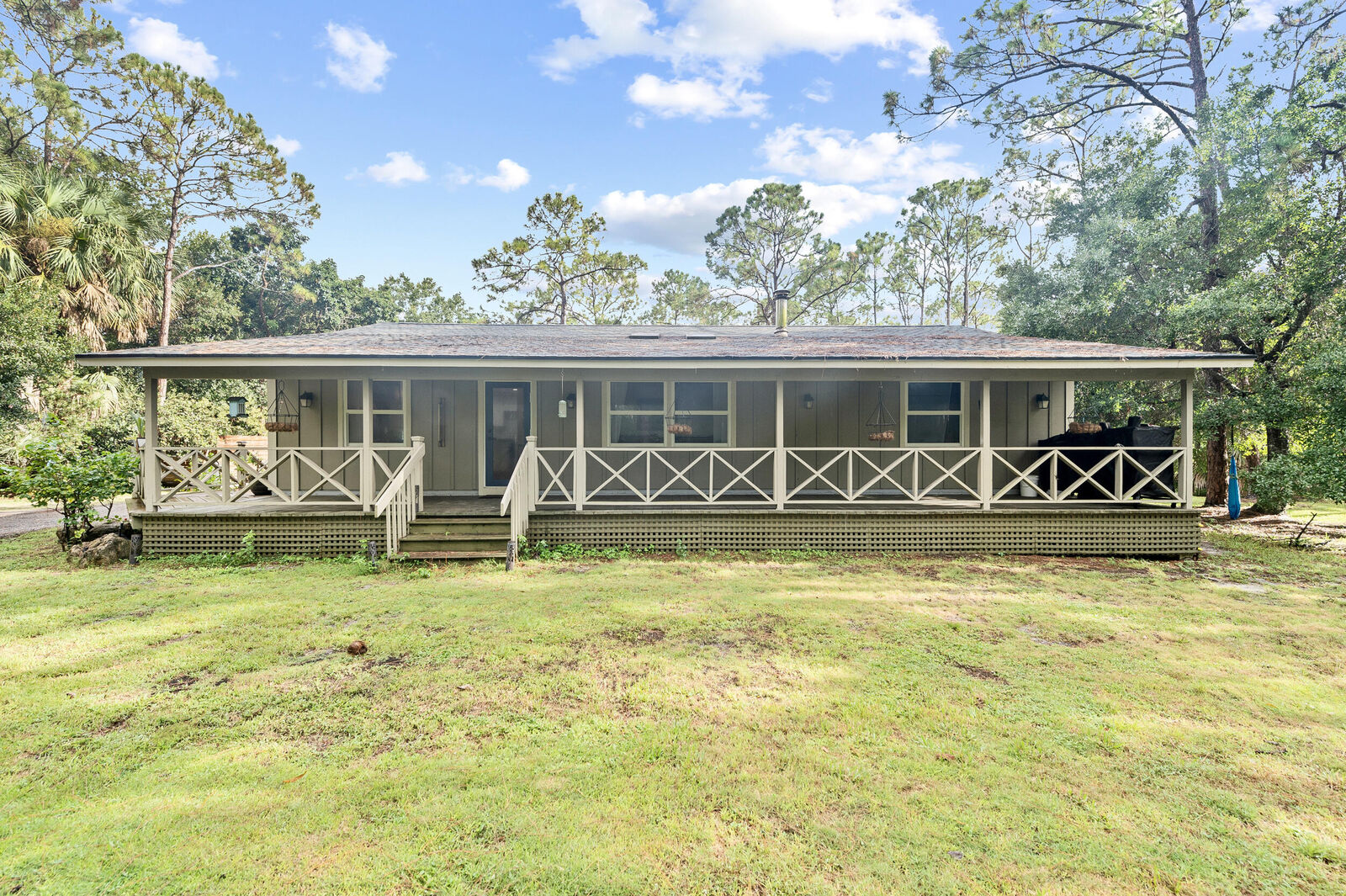Property Photo: 10786 165th Road N FL 33478