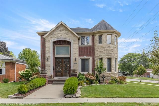 Property Photo: 6804 Centralia Street MI 48127