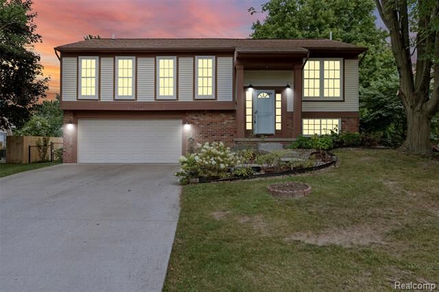 Property Photo: 22530 Sheridan Road MI 48375