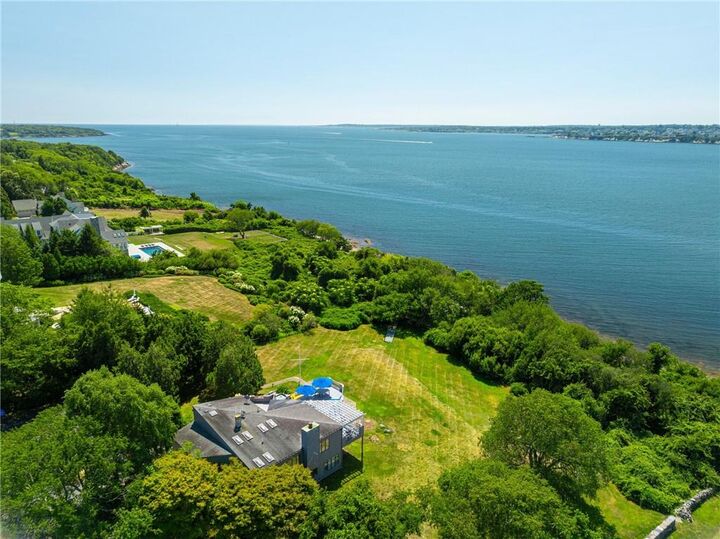 Property Photo: 76 Battery Lane RI 02835