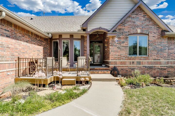 Property Photo: 13905 W Remington Ct KS 67235-7525