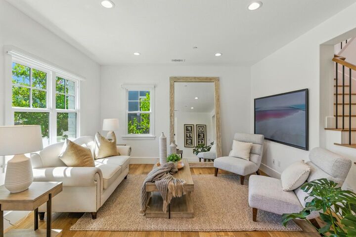Property Photo:  207 Oak Tree Circle  CA 95032 