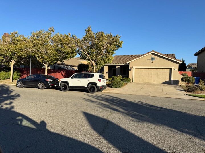 223 Apple Avenue  Greenfield CA 93927 photo