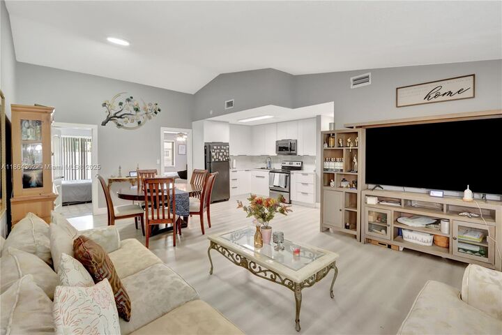 Property Photo: 7680 SW 156th Ct B113 FL 33193