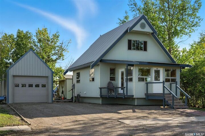 Property Photo: 224 Bird Street SK S0H 2S0