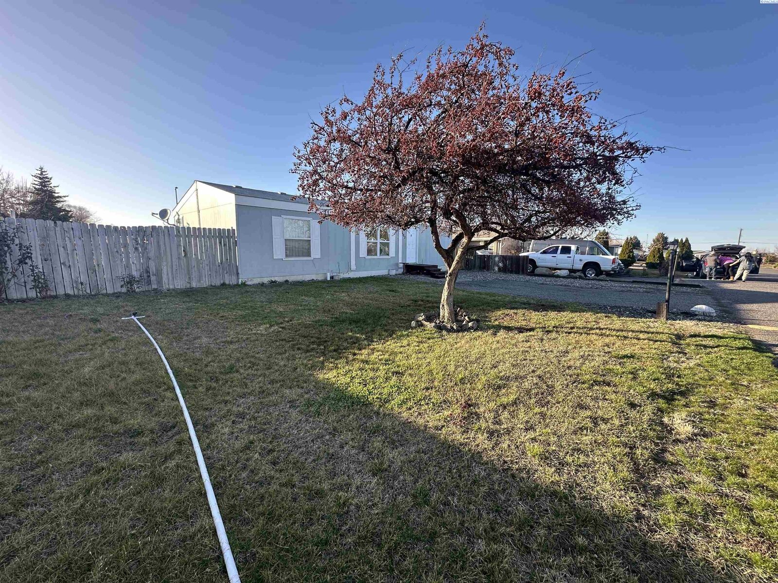 Property Photo: 2917 W 19th Ave #103 WA 99337