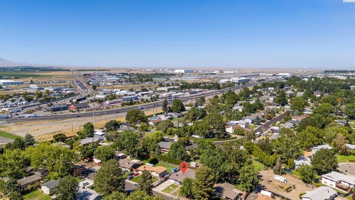 Property Photo: 616 Fuller St WA 99354
