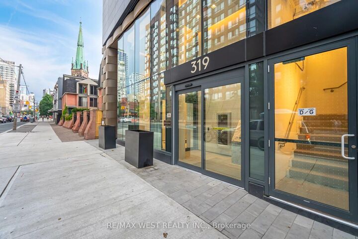 Property Photo: 319 Jarvis Street 4609 ON M5B 0C8
