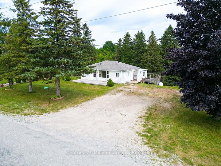 Property Photo:  417047 Tenth Line  ON N0H 1J0 