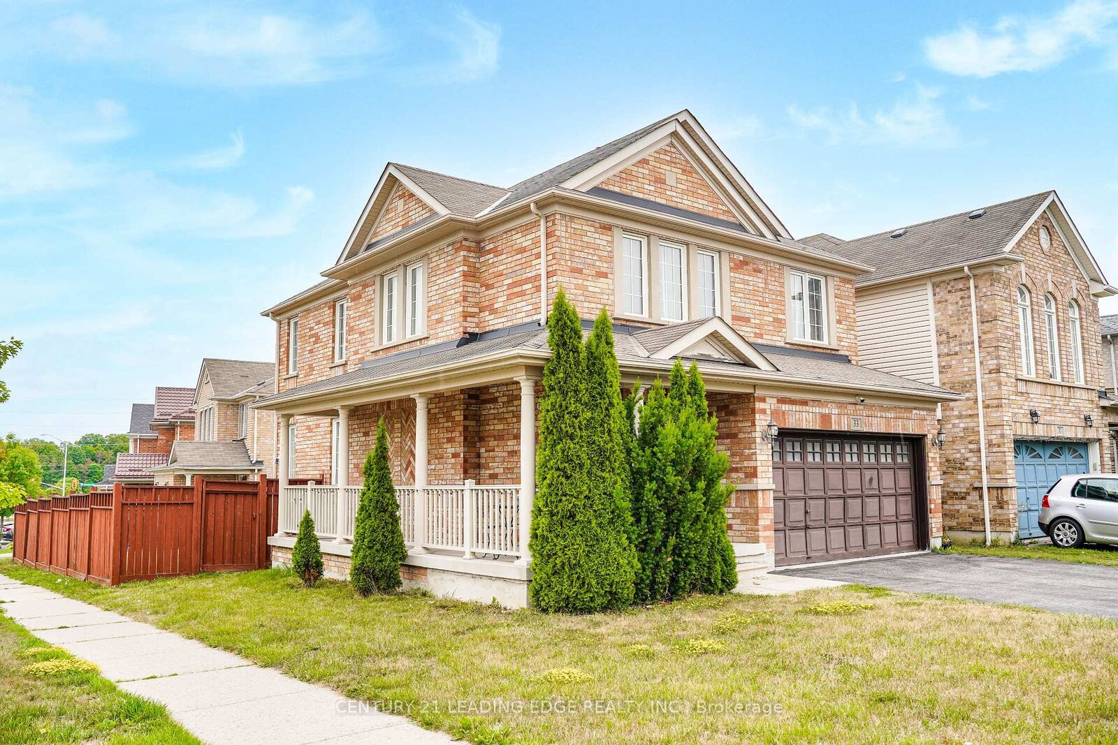 Photo de la propriété:  33 Dring Street  ON L1T 4Y3 