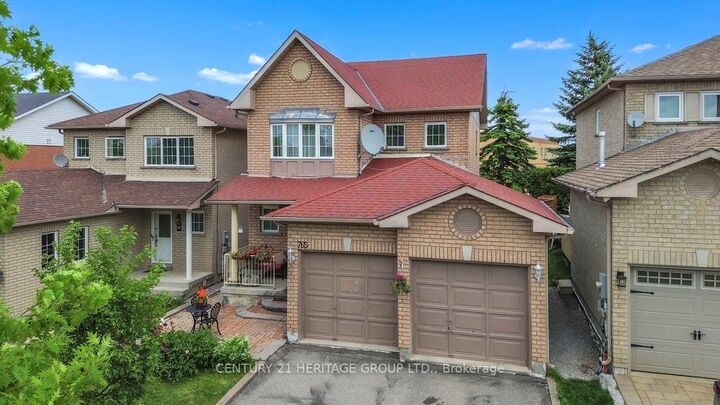 Property Photo: 765 Dillman Avenue ON L3X 2K3