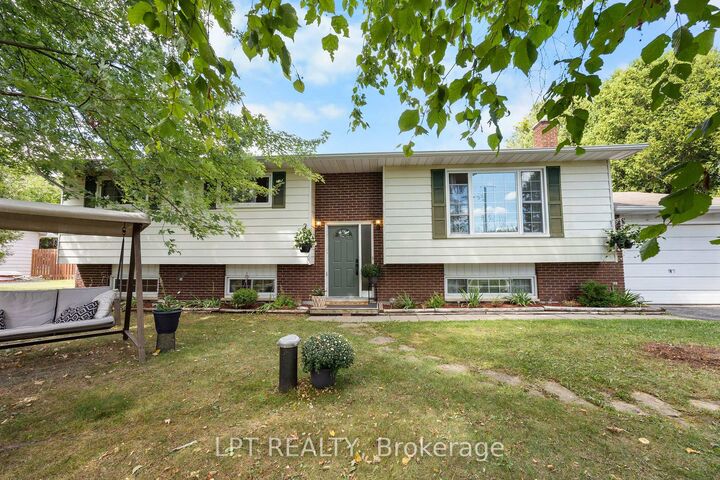 Property Photo:  656 Kitley 3 Line  ON K0G 1G0 