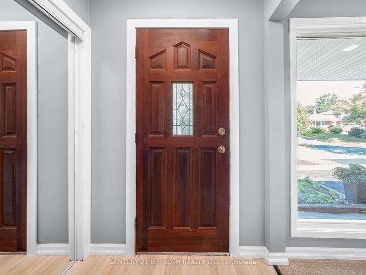 Property Photo: 10 Bloorlea Crescent ON M9B 1P3