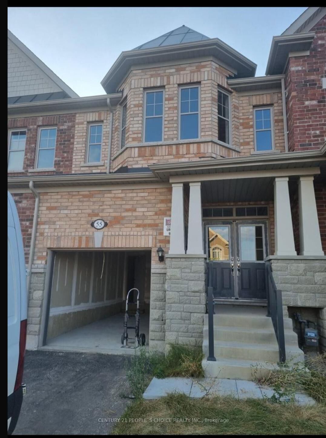 Property Photo: 55 Finegan Circle ON L7A 4Z8