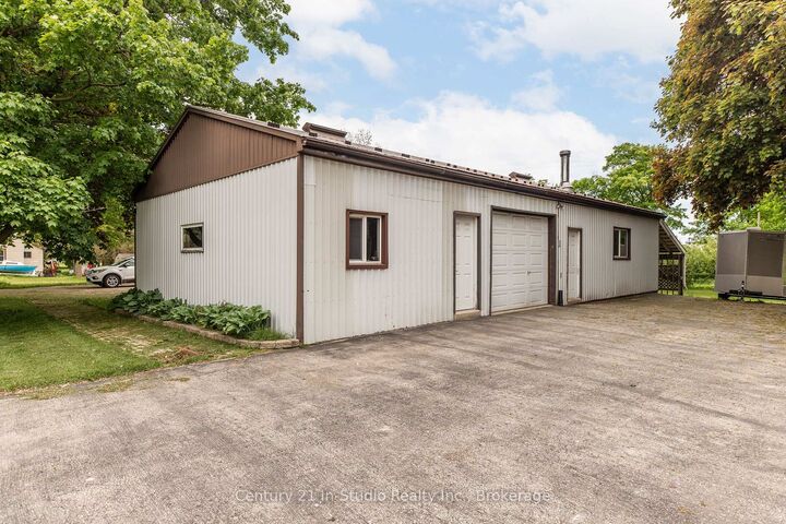 Property Photo:  85695 St. Helens Line  ON N0G 2H0 
