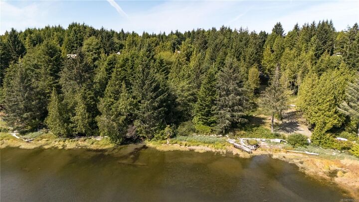 Property Photo:  260 Karn Ave  BC V0R 3A0 