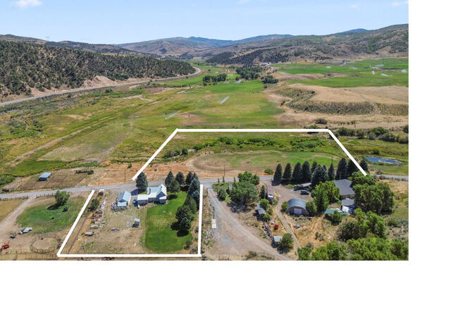 Property Photo: 3983 Bennie Creek Rd UT 84629