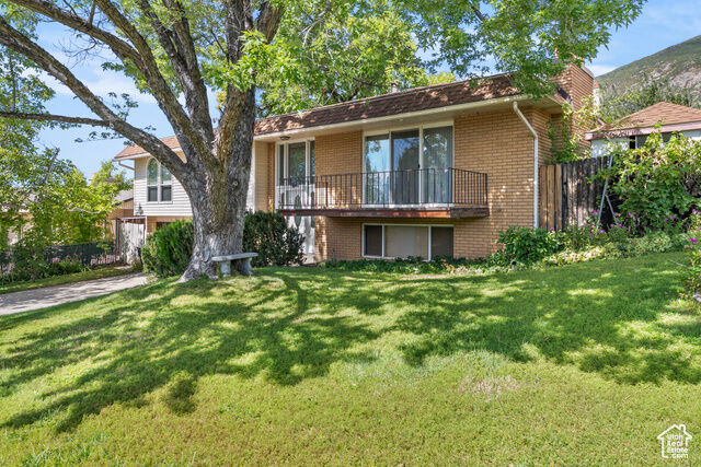 Property Photo: 247 Paulette Way UT 84025