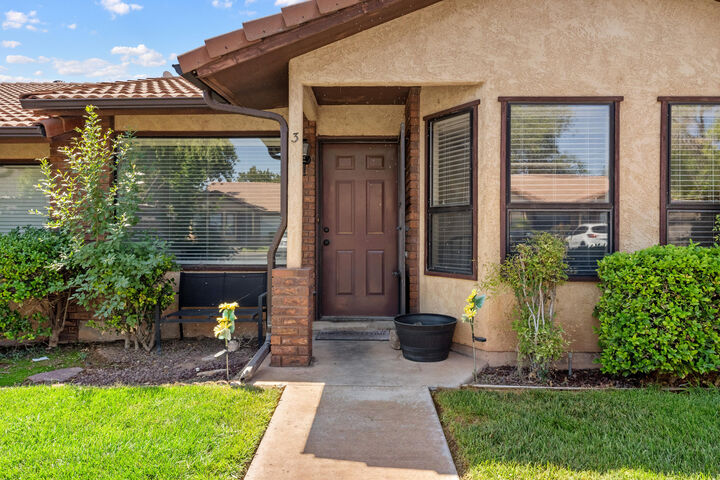 Property Photo:  544 S 100 W #3  UT 84770 