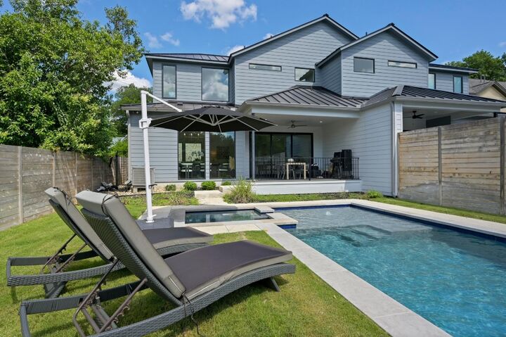 Property Photo: 5515 Jim Hogg Avenue B TX 78756