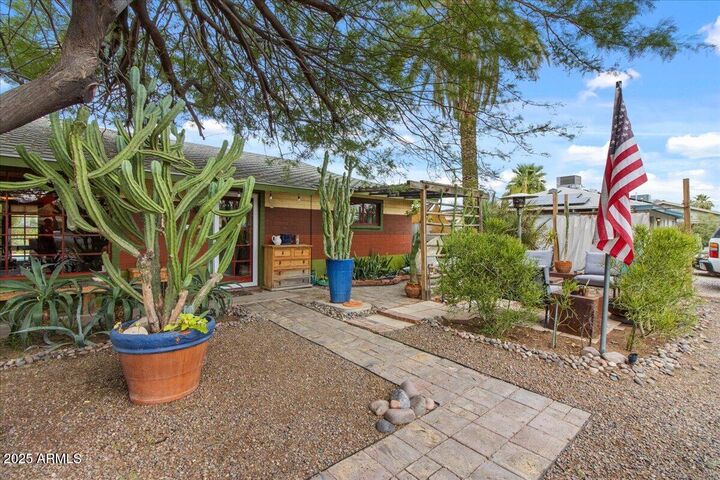 Property Photo:  2327 W Flower Street  AZ 85015 