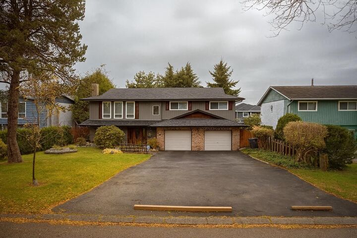 5929 181A Street  Surrey BC V3S 4T3 photo