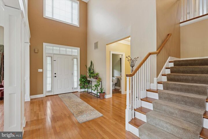 Property Photo:  607 Telegraph Road  PA 18944 