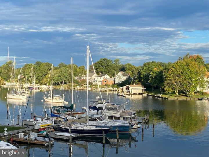 Property Photo: 6 Spa Creek Landing B2 MD 21403