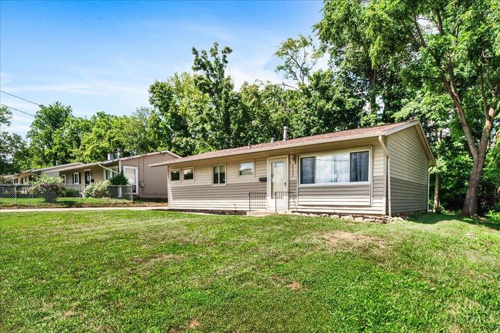 Property Photo: 2592 Wenning Road OH 45231