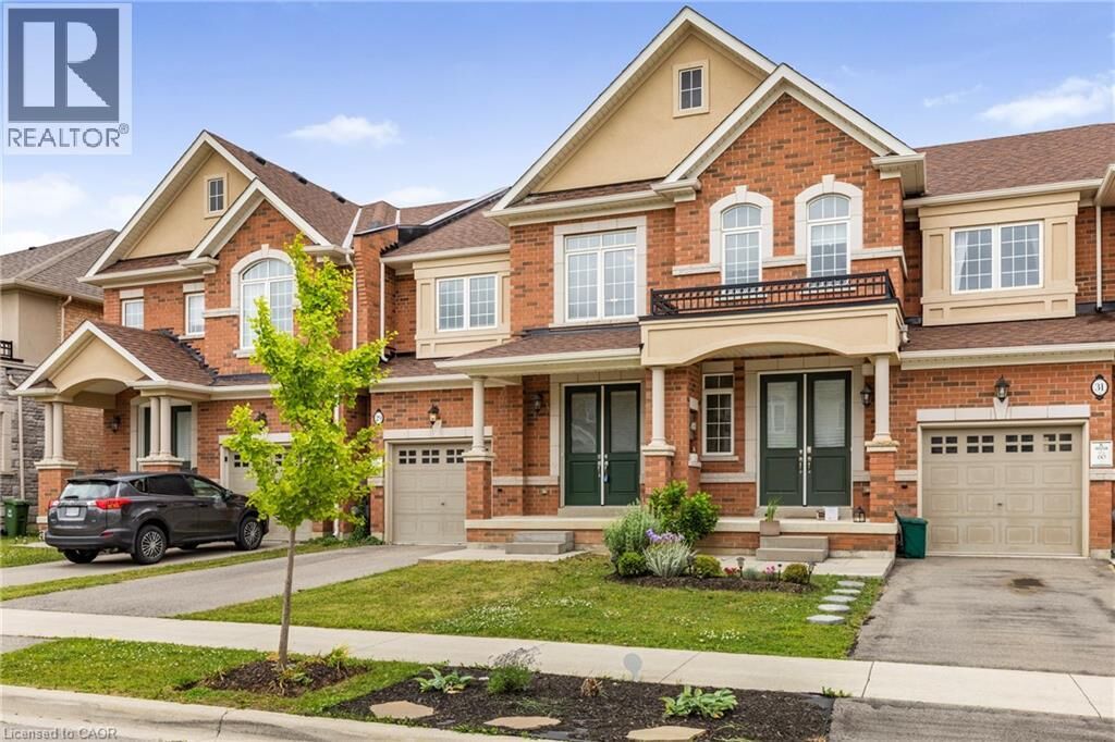 Photo de la propriété:  29 Heming Trail  ON L9K 0J8 