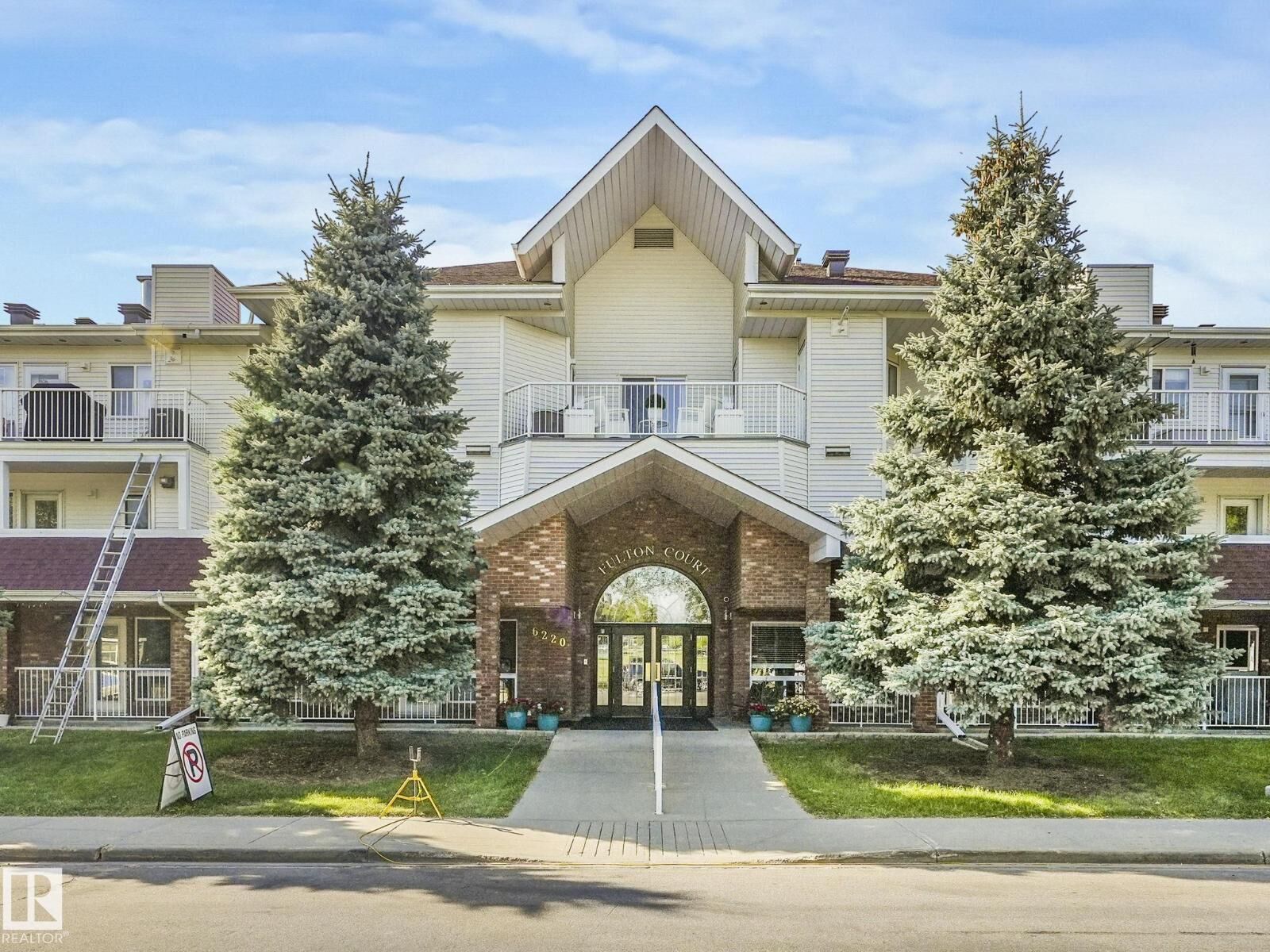 Photo de la propriété:  #114 6220 Fulton Rd NW  AB T6A 3T4 